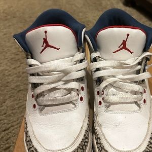 TRUE BLUE JORDAN 3’s